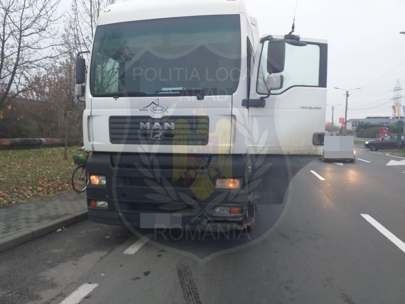 ARADCU 00 CAMION TIR POLITIA LOCALA ARAD SA18IAN