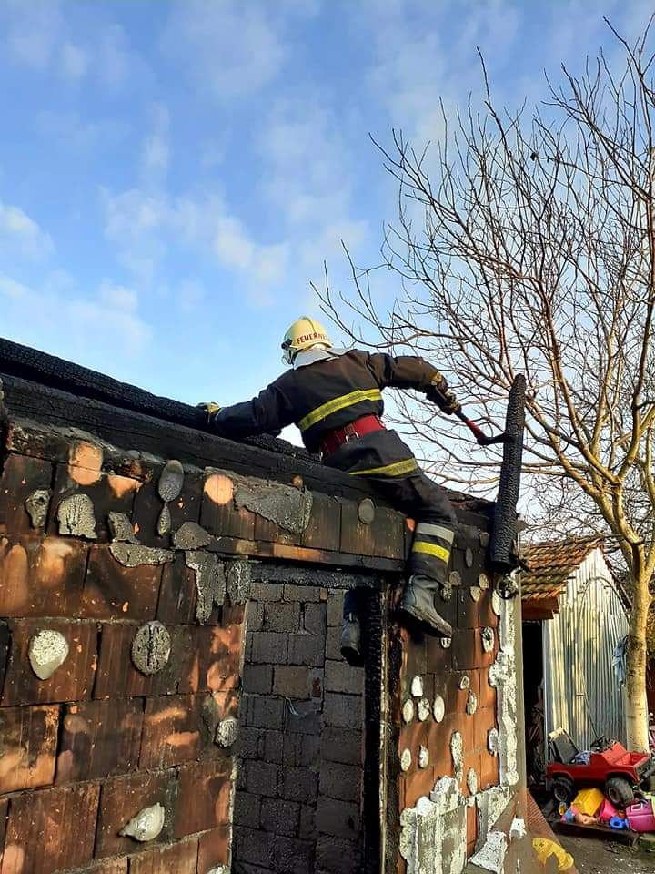 ARADCU 00 ISU ARAD LU27IAN 8