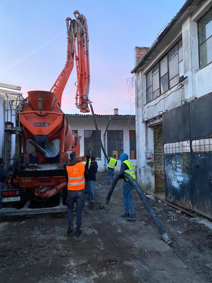 ARADCU 00 LUCRARI MODERNIZARE PIATA CALIN BIBART JOI20FEB 2