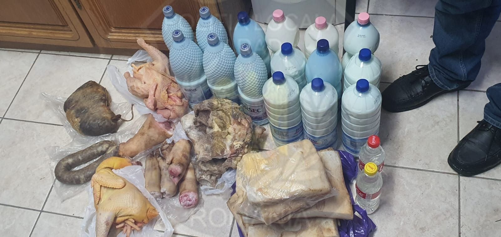 ARADCU 00 POLIITA LOCALA SA15FEB 4