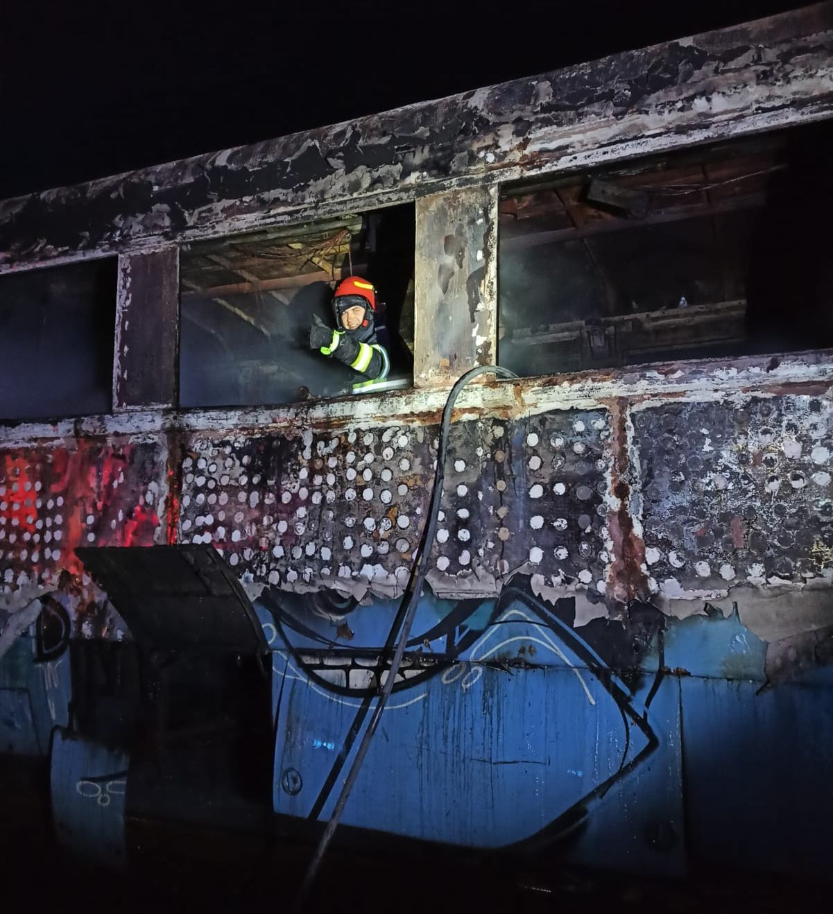 ARADCU 00 ISU ARAD LU23MART 11