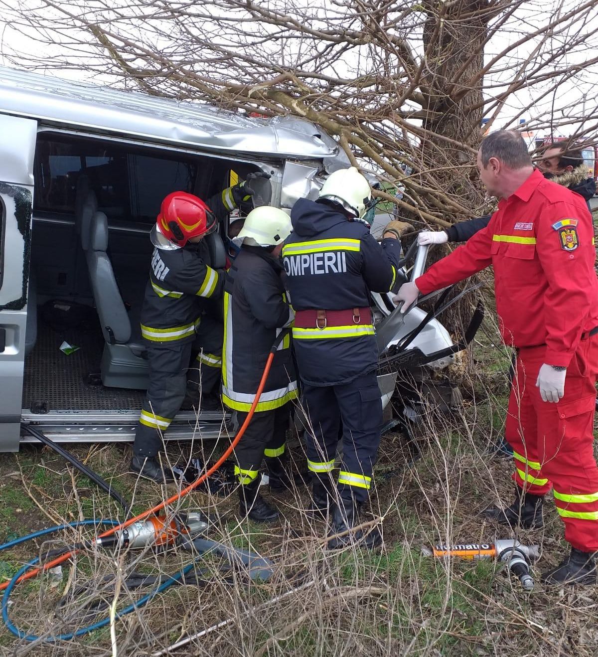 ARADCU 00 ISU ARAD MA03MART 4