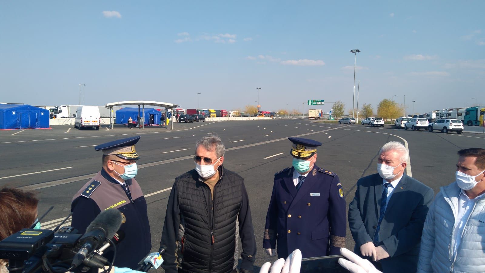 ARADCU 00 MINISTRU MAI MARCEL VELA NADLAC DUM05APR 4