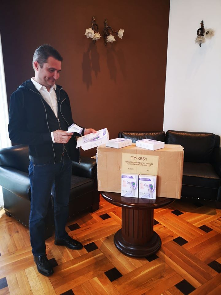 ARADCU 00 TERMOMETRE CALIN BIBART PRIMARIA ARAD MI15APR 2