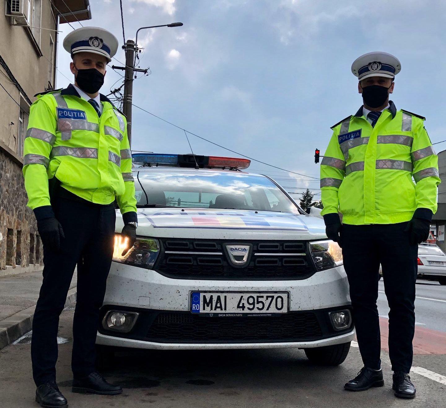 ARADCU 00 POLITISTI OVIDIU FATOL DORIN IEPURE POLITIA ARAD VI01MAI