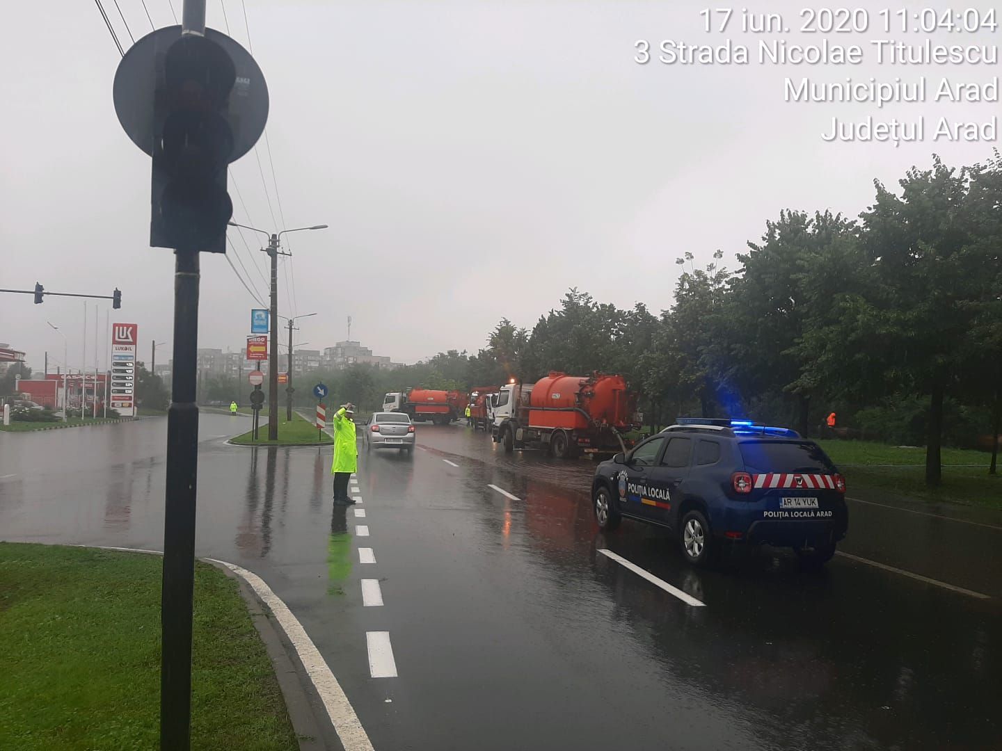 ARADCU 00 INUNDATII PRIMARIA ARAD MI17IUN (1)