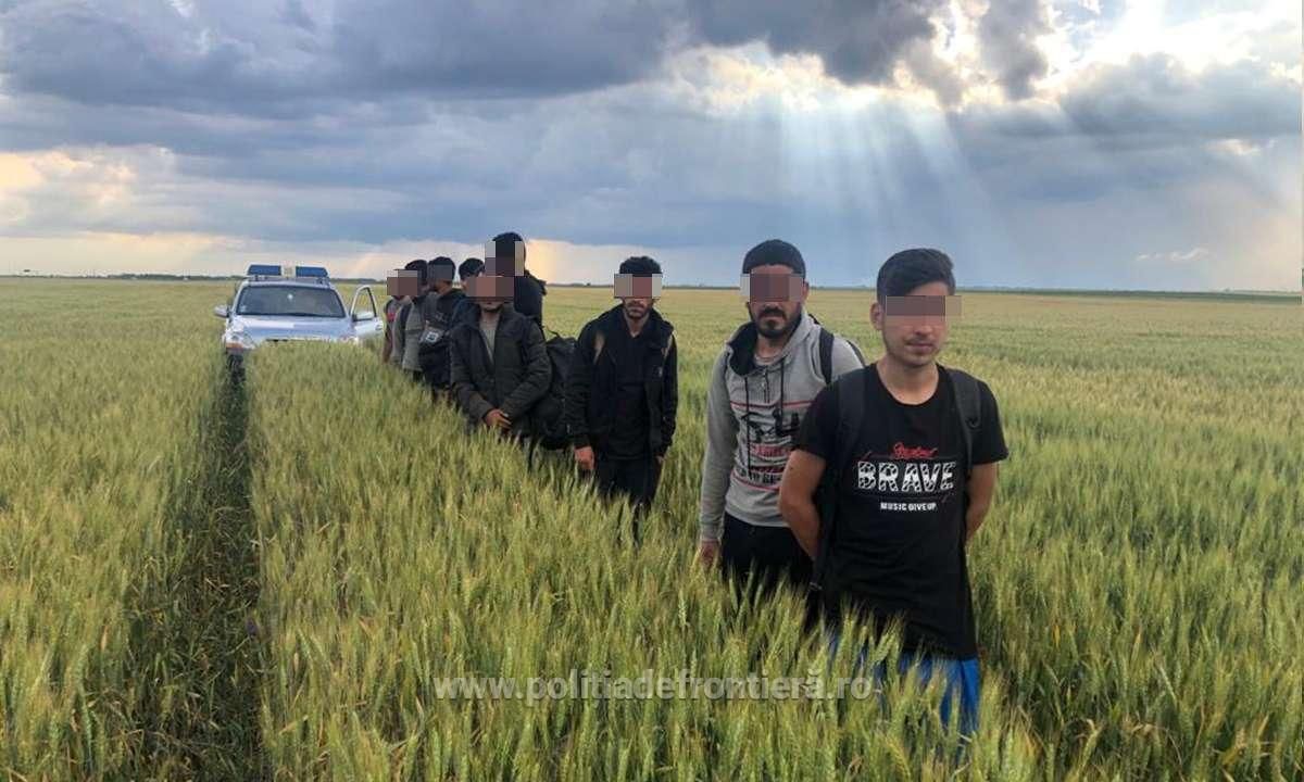 ARADCU 00 MIGRANTI POLITIA DE FRONTIERA JOI11IUN