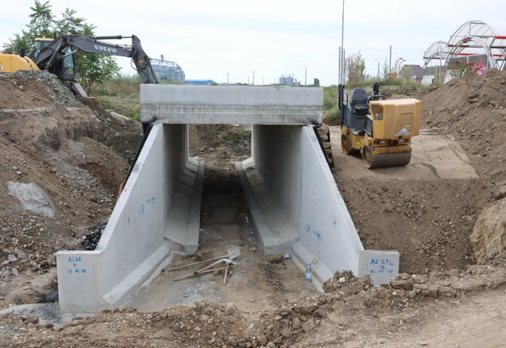 Podețe noi sau modernizate pe un drum județean aglomerat