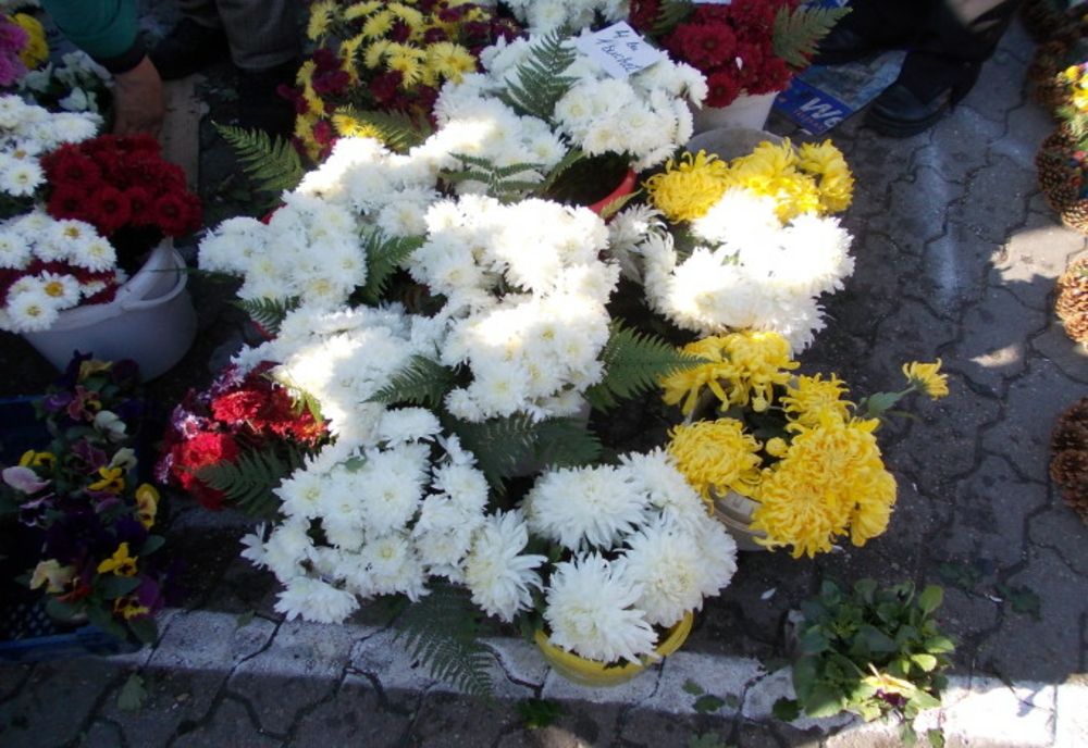 Pregătiri pentru Ziua Morților