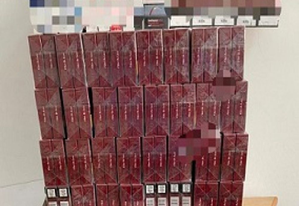 Țigări de contrabandă, vândute de acasă