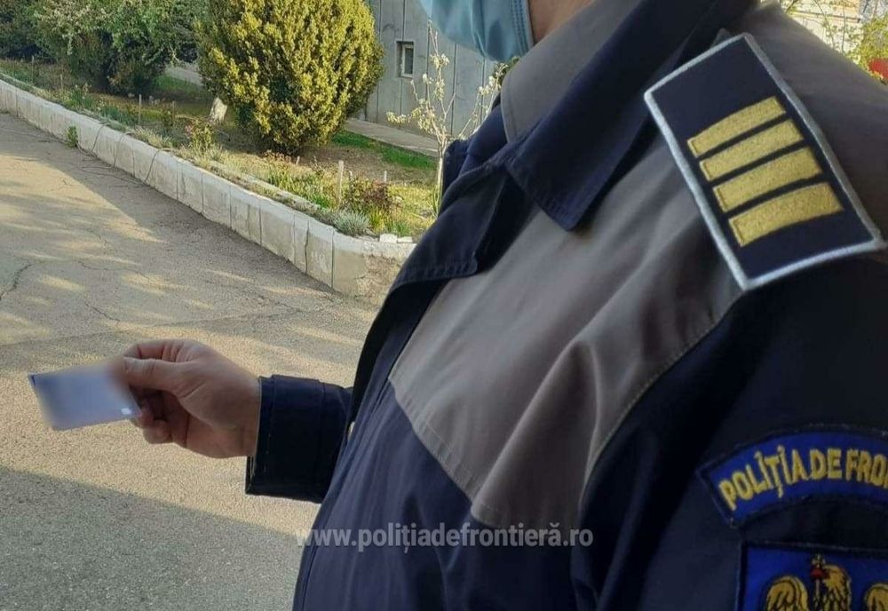 A încercat să intre în țară cu un permis de conducere cumpărat. Prețul, 3000 de euro