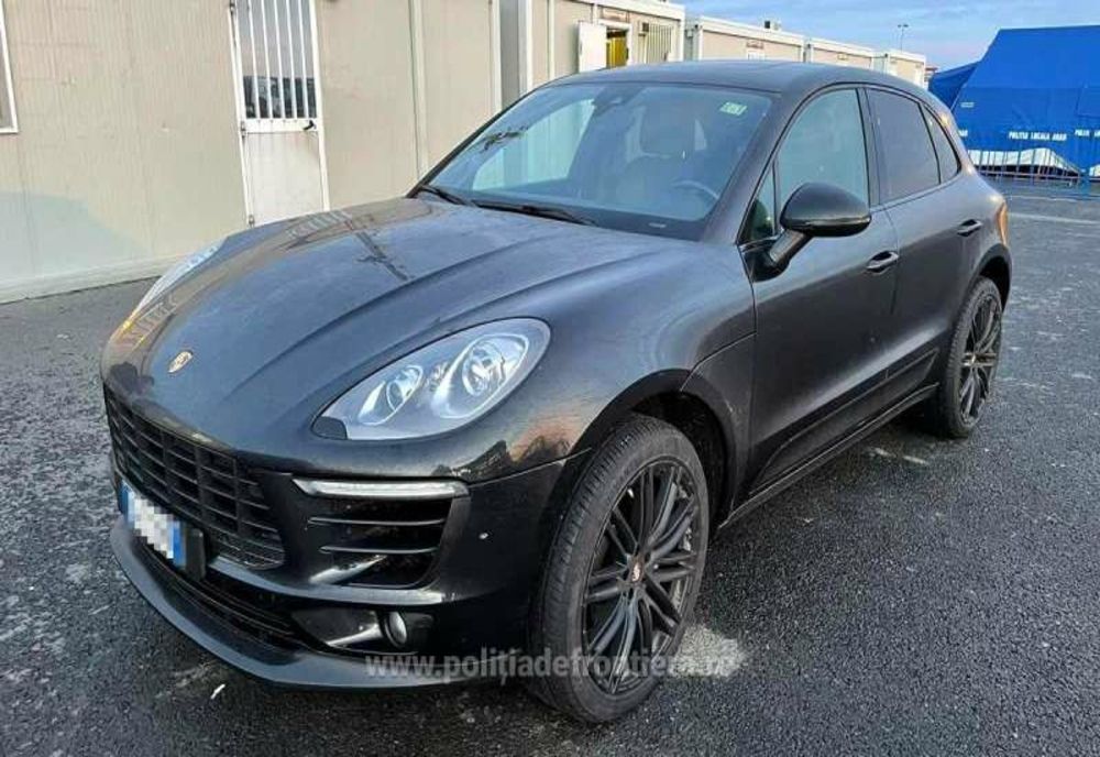 Un Porsche în valoare de 210.000 de lei furat din Germania, găsit de autorităţi la PTF Nădlac II