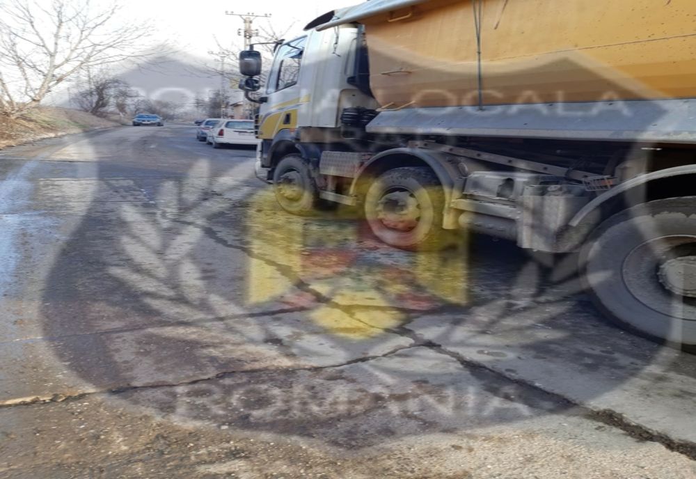 Amenzi pentru că au murdărit cu noroi străzile din Arad