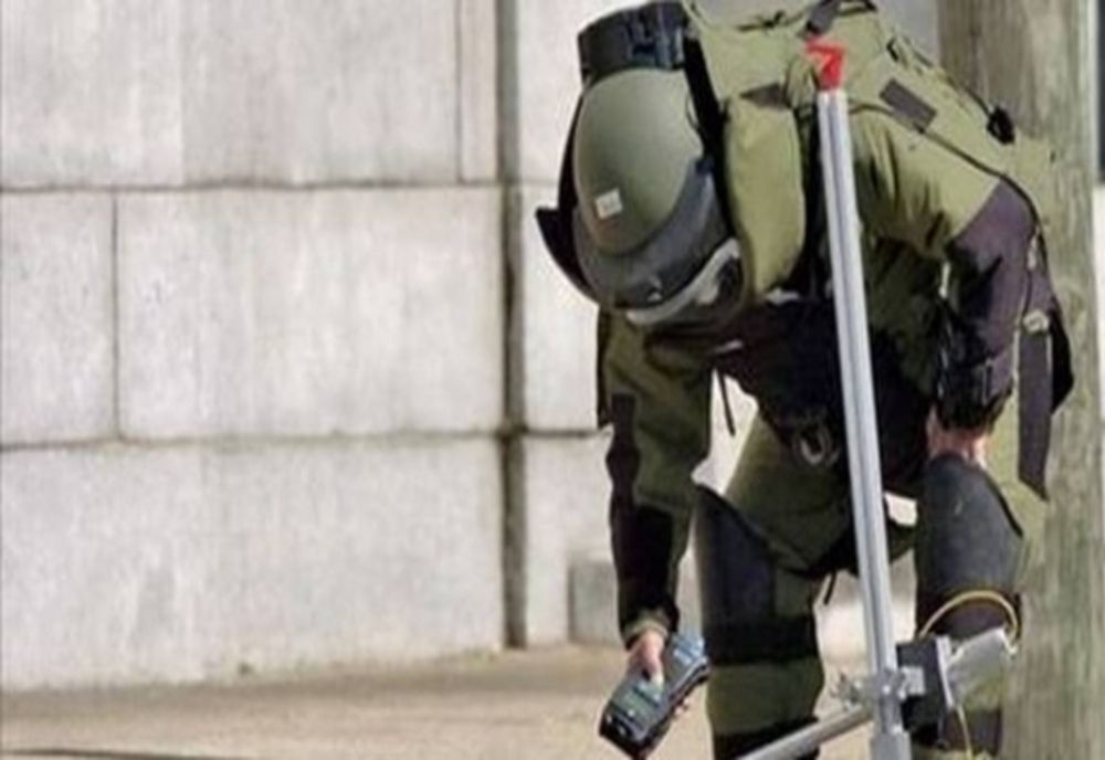 Alarmă la Arad după descoperirea unei valize cu aspect suspect