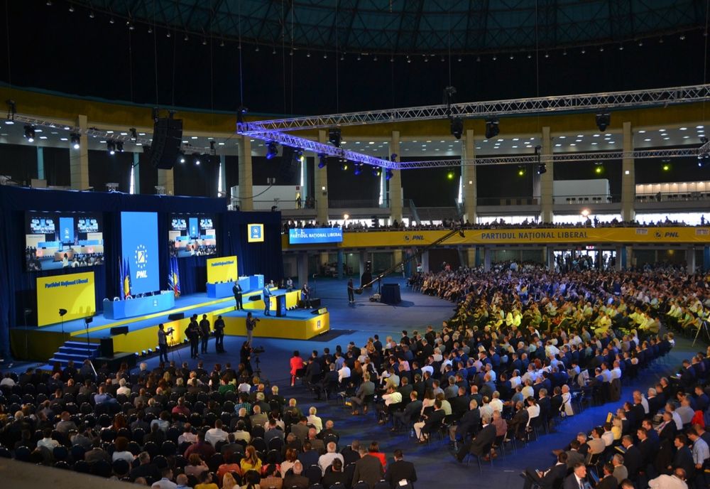 Liberalii arădeni îşi împart voturile pentru ambii candidaţi la Congresul PNL