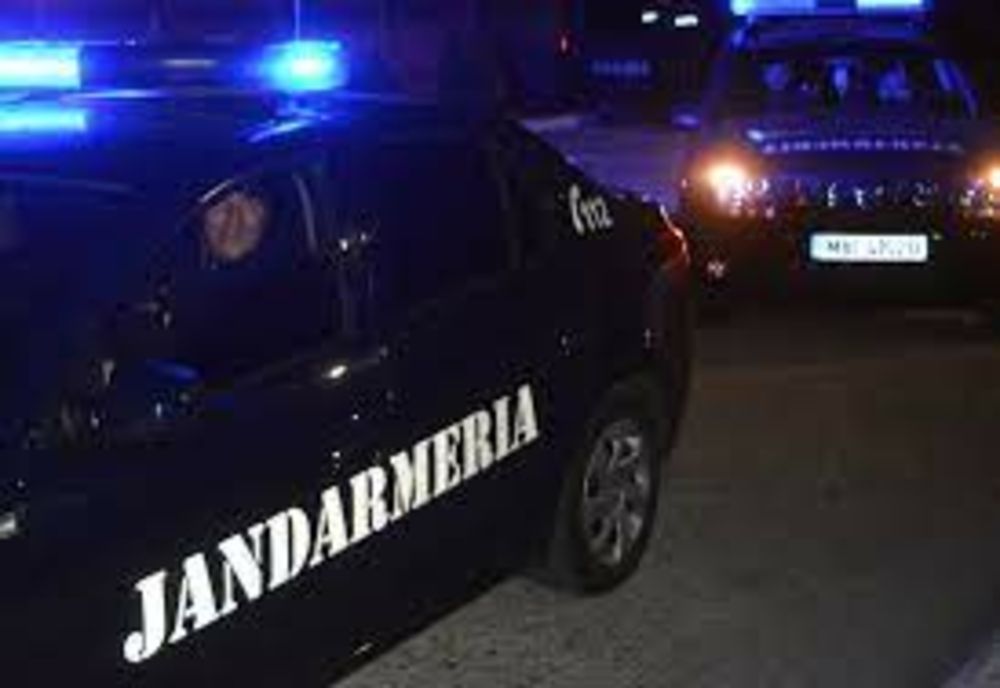 Video: Trebuia să fie în carantină la domiciliu în Galați, însă a fost depistat de către jandarmi în Arad