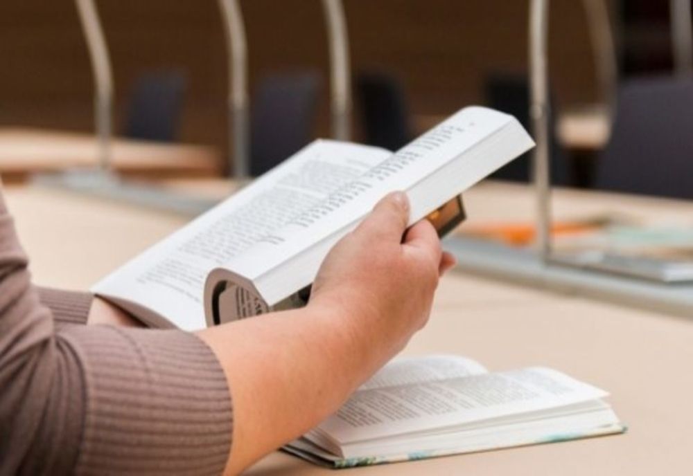 Educația dincolo de PANDEMIE: suport educațional din partea profesorilor pentru elevii arădeni