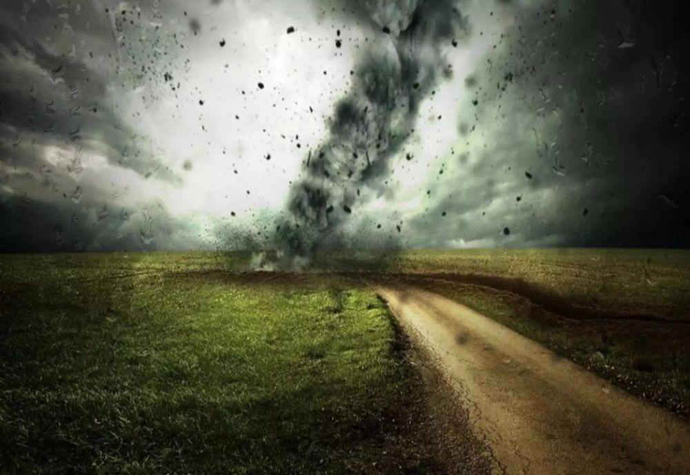 O nouă avertizare meteo: cod galben. Vijelii, grindină și descărcări electrice