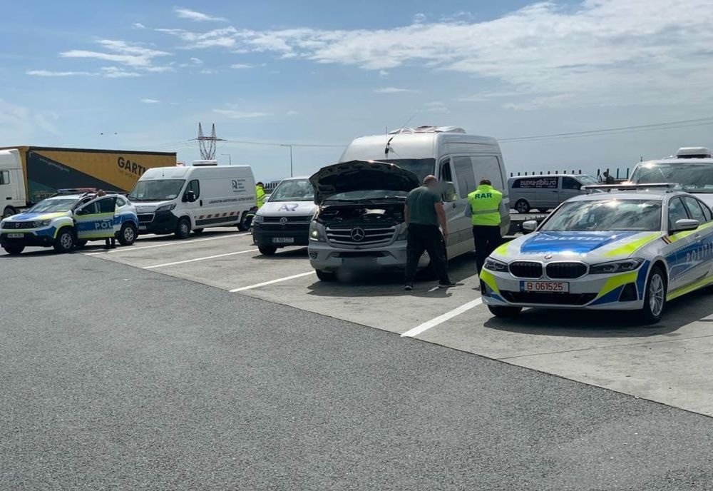 Control rutier pe autostradă: 12 permise de conducere reținute. Cele mai multe sancțiuni, pentru depășirea limitei de viteză