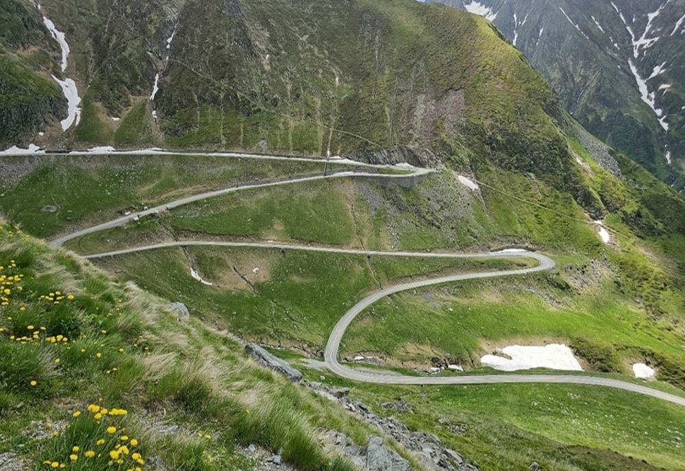 S-A DESCHIS CIRCULAȚIA PE TRANSFĂGĂRĂȘAN 