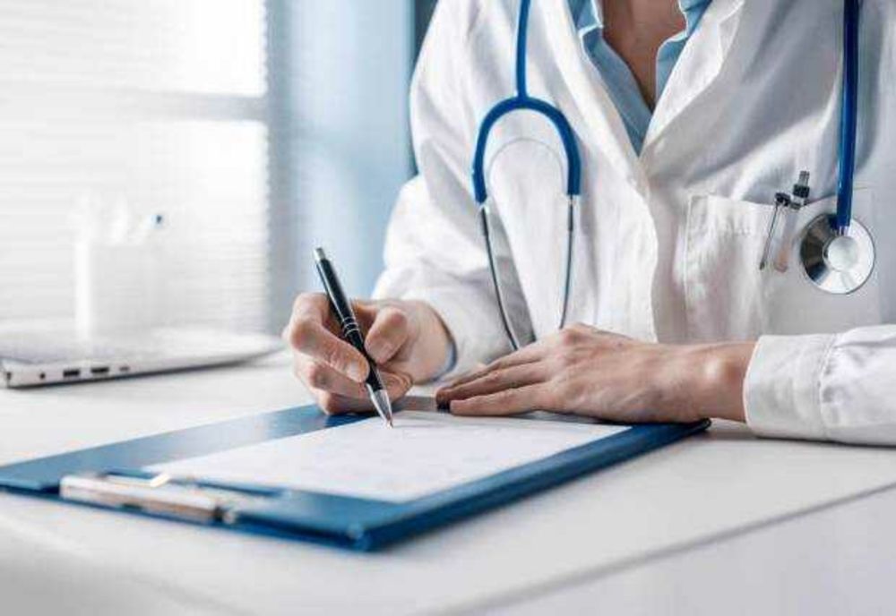 ROGOBETE: ZECI DE MEDICI AU EMIS CONCEDII MEDICALE ÎN RITM IMPOSIBIL. „NU POȚI LUA BANI DE LA BOLNAVI PENTRU VACANȚELE UNORA”