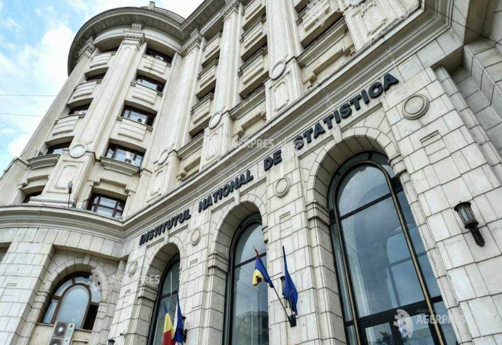 Alarmă trasă de INS. Economia României scade. Suntem la un pas de recesiune