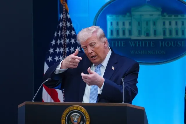 Trump amenință Spania, dar nu o poate da afară din NATO. Ce spune tratatul Alianței