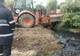 Arad: Polițiștii și pompierii au scotocit canalul Mureșel în căutarea armei folosite la împușcarea unui cunoscut membru al lumii interlope