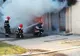 Arad: FOTO VIDEO Circa 20 de persoane, evacuate dintr-un bloc din județul Arad, din cauza unui puternic incendiu. S-a cerut suplimentarea forțelor de pompieri