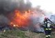Arad: Au vrut să curețe vegetația uscată cu flăcări și și-au dat foc la fermă. Pompierii din Arad au luptat cu flăcările câteva ore