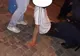 Arad: AUDIO FOTO VIDEO 2 bărbați s-au călcat în picioare, la propriu, în centrul Aradului. În incident, implicată și o femeie