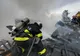 Arad: AUDIO FOTO VIDEO Imagini spectaculoase cu intervenția pompierilor la incendiul care amenința să cuprindă un întreg complex rezidențial de la marginea Aradului