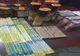 Arad: AUDIO FOTO VIDEO 560 de pachete cu țigări de contrabandă și 5.226 de petarde, confiscate de jandarmii din Arad. Plus amenzi de peste 10.000 lei
