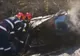 Arad: AUDIO Camion cu bitum fierbinte, răsturnat pe DN79A. O parte din bitum a acoperit aproape complet un autoturism din trafic. Bărbat, blocat în mașină, cu arsuri