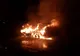 Arad: AUDIO VIDEO Un TIR a ars complet și a deteriorat geamurile clădirii Vămii de Interior Arad
