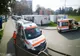 Ambulanțele așteaptă în fața Spitalului Județean Arad pentru a preda pacienți cu COVID-19