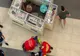 Poliţiştii au dispus expertizarea balustradei din mall pe lângă care ar fi căzut un copil
