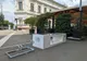 Prima bancă inteligentă din Arad, prevăzută cu internet și încărcare solară pentru telefoanele mobile