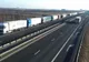 Cozi la frontiera de vest: zeci de camioane, timp de  așteptare chiar și de șase ore