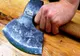 BĂRBAT AFLAT ÎN COMĂ DE DOUĂ LUNI, DUPĂ CE A FOST LOVIT CU TOPORUL ÎN CAP