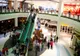 Panică într-un mall din Arad: bărbat inconștient, salvat de jandarmi după ce s-a prăbușit pe scările rulante